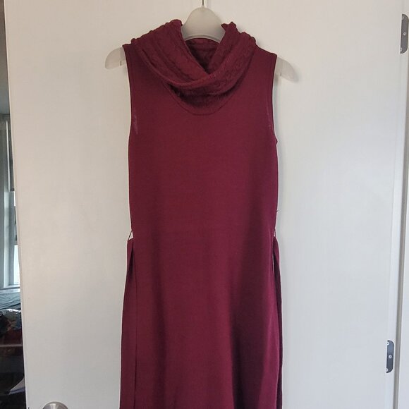 Wool sleeveless long dress - Picture 3 of 6